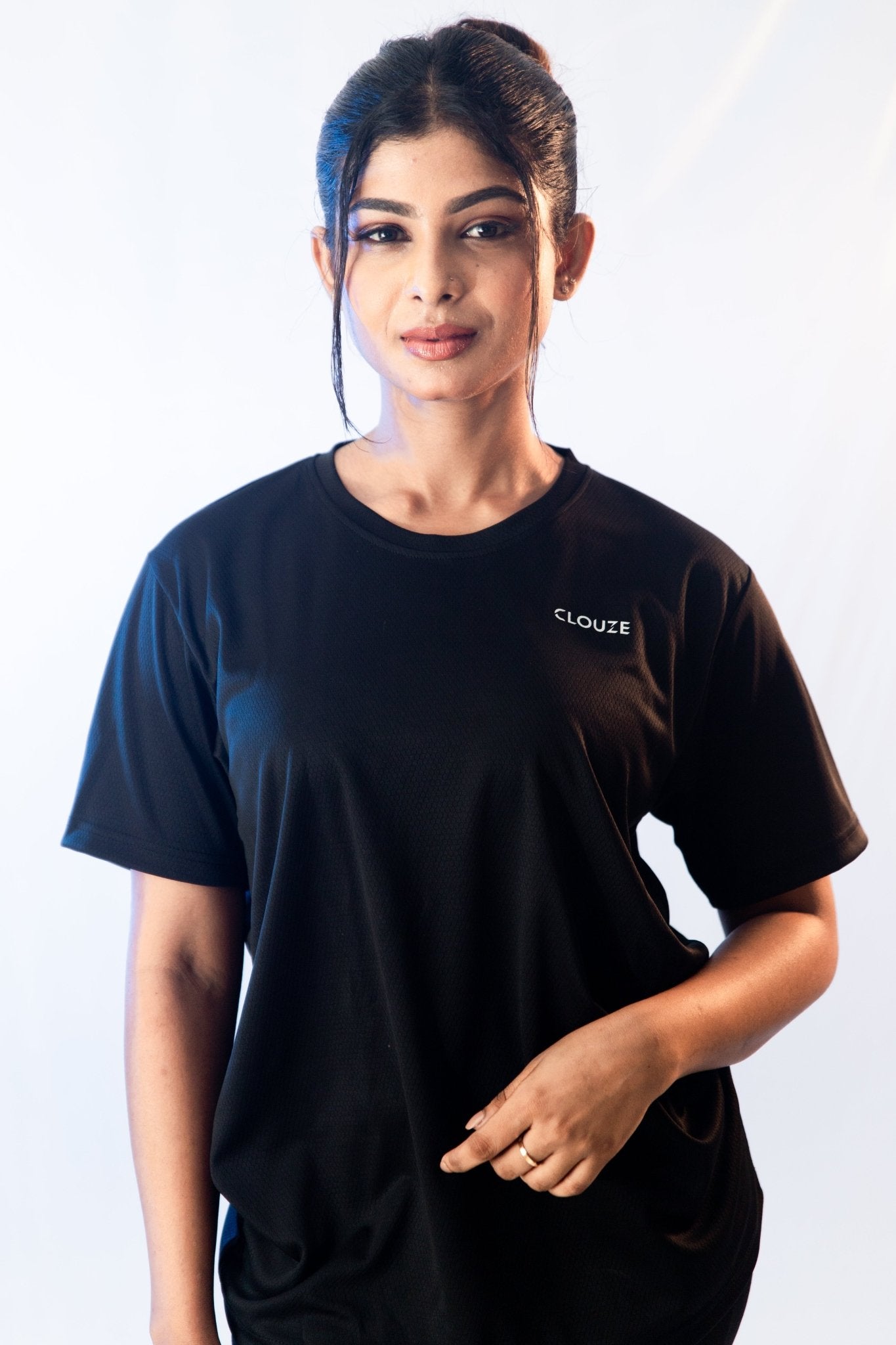 Core Active Tee - Black - CLOUZE